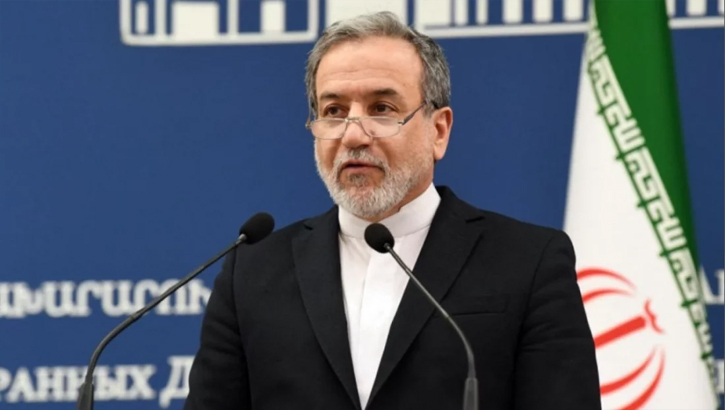 সামরিক হুমকি থাকলে কোনো আলোচনা নয়: যুক্তরাষ্ট্রকে স্পষ্ট বার্তা ইরানের